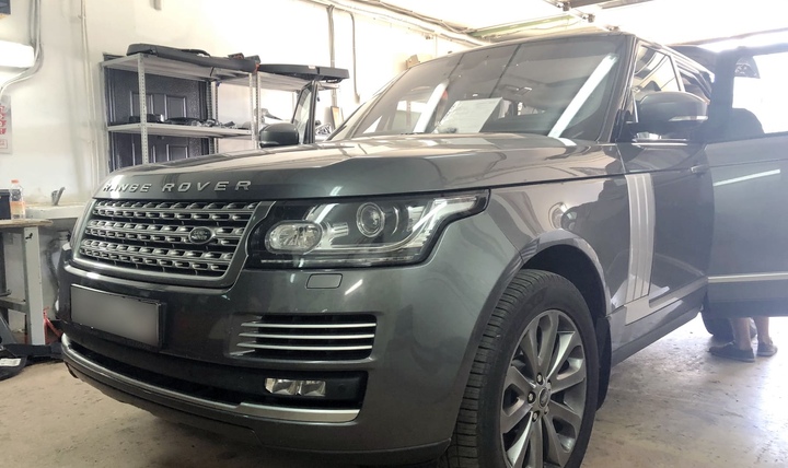 Комплексная шумоизоляция и крутой звук на Range Rover 2018